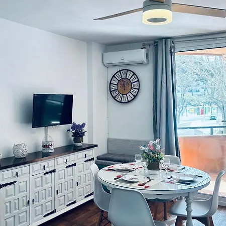 Zona Turistica Apartament Salou